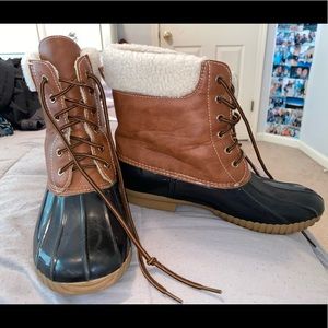 Sherpa duck boots